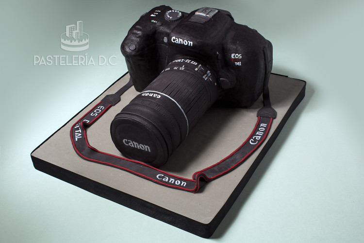 Ponqué Pastel Torta personalizada en Bogotá Cámara Canon