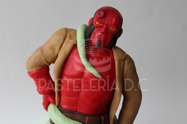 torta-hellboy-detalle09